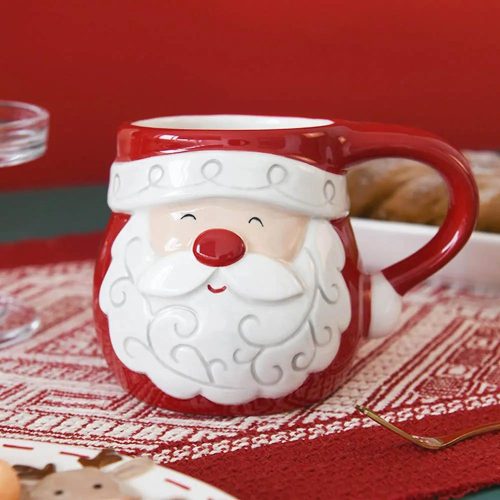 mug-de-noel-joyeux-avec-relief-en-ceramique-113044859 Mug de Noël Joyeux avec Relief en Céramique
