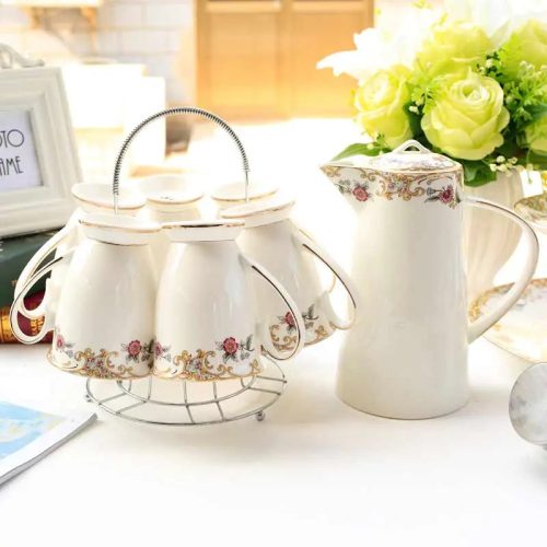 service-a-the-anglais-blanc-et-elegant-en-porcelaine-1686931295356 Service à thé Anglais Blanc et Élégant en Porcelaine