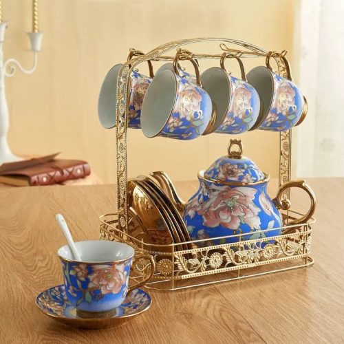 service-a-the-anglais-bleu-et-dore-en-porcelaine-1686931146440 Service à thé Anglais Bleu et Doré en Porcelaine