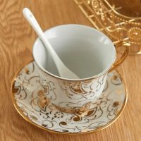 Service à thé Anglais en Porcelaine Blanc et Doré - vue 2