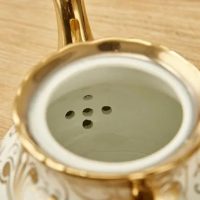 Service à thé Anglais en Porcelaine Blanc et Doré - vue 3