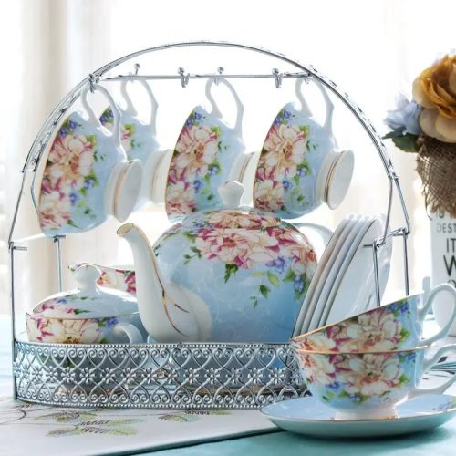 service-a-the-anglais-original-en-porcelaine-1686931216173 Service à thé Anglais original en Porcelaine