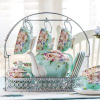 Service à thé Anglais original en Porcelaine - vue 2