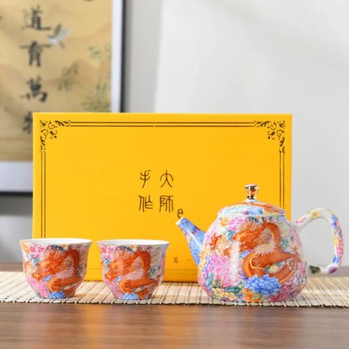 service-a-the-chinois-en-porcelaine-avec-motifs-dragons-105951721 Service à thé Chinois en Porcelaine avec motifs dragons