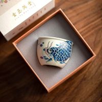 Tasse à Thé en Porcelaine Motif Carpe 120ml