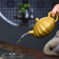 Théière Chinoise Yixing Authentique Jaune en Argile 230ML - vue 2