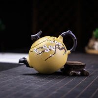 Théière Chinoise Yixing Jaune Cerisier en Argile 250ML