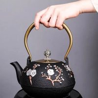 Théière Japonaise en Fonte Cerisiers Blancs 1.2L